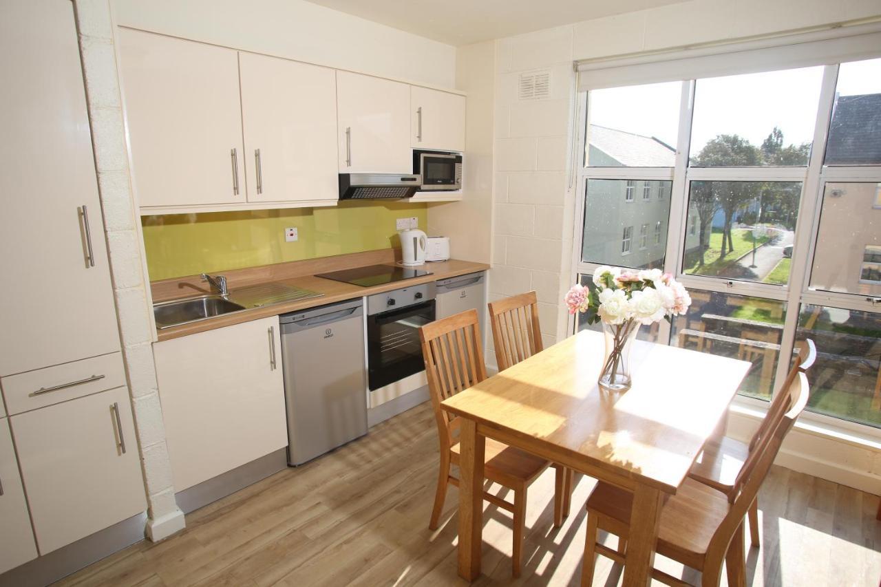 Corrib Village Apartments University Of Galway Eksteriør bilde