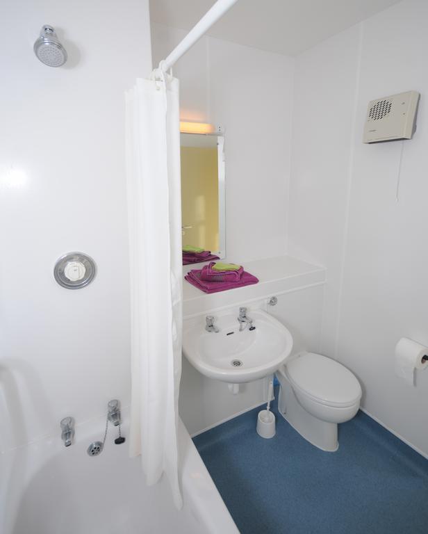 Corrib Village Apartments University Of Galway Eksteriør bilde